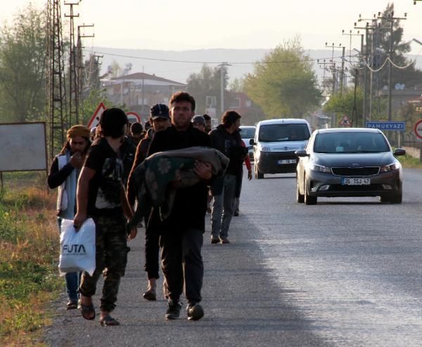 500 Suriyeli mahalleyi terketti